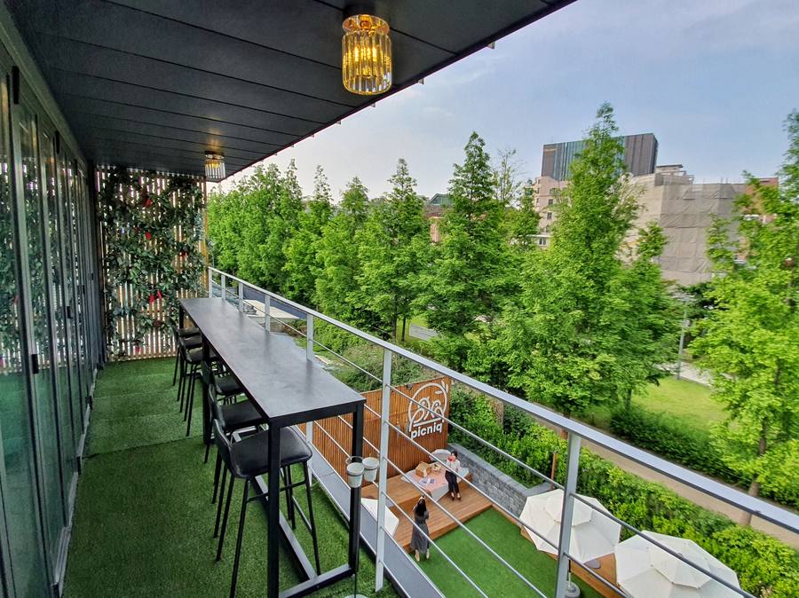 카페 · F&B 프로젝트 상세 컷 1
